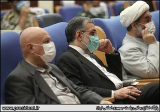 تصاویر نشست علمای شیعه و سنی، نمایندگان اقشار مختلف و مدیران شهرستان چابهار با حضور رئیس جمهور