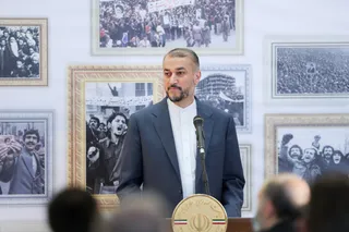تصاویر مراسم سالگرد پیروزی انقلاب اسلامی با حضور سفرای خارجی مقیم ایران