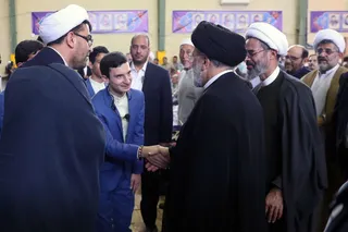 تصاویر دیدار رئیس جمهور با اقشار مختلف مردم خراسان شمالی