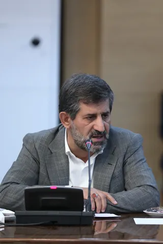 تصاویر نشست رمضانی با جمعی از تولیدکنندگان و کارآفرینان برتر