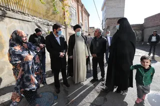 تصاویر بازدید سرزده رئیس جمهور از محله شهید هرندی تهران
