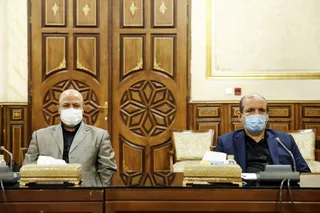 مرتبطین با دستگاه قضایی بدانند که این دستگاه هیچ گونه فسادی را بر نمی‌تابد