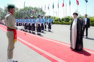 استقبال رسمی از سوی نخست وزیر پاکستان