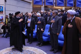 تصاویر همایش سالانه مدیران،معاونان و مسئولان قرارگاه سازندگی خاتم الانبیا (ص)