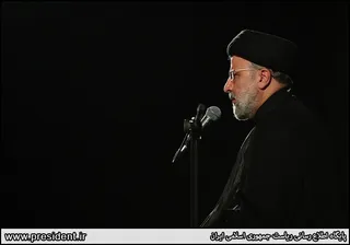 تصاویر سخنرانی رئیس جمهور در مراسم شب عاشورای اجتماع بزرگ «عشیره عاشورا»