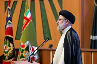 ویژگی ارتش ما این است که ارتش ولایی است؛ این ارتش مردم را باور دارد و مردم هم به ارتش اعتماد دارند