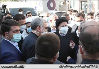 تصاویر بازدید رییس جمهور از بخش بیماران کرونایی بیمارستان رازی اهواز