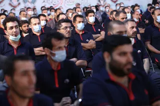 تصاویر تقدیر از کارگران، گروه های کارگری و واحدهای برگزیده