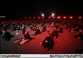 تصاویر سخنرانی رئیس جمهور در مراسم شب عاشورای اجتماع بزرگ «عشیره عاشورا»