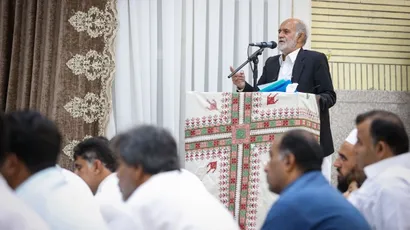نشست  نشست با جمعی از علما و سران طوایف جنوب سیستان و بلوچستان