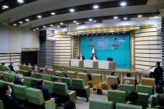 تصاویر  نشست با فعالان اقتصادی ، تجار و بازرگانان