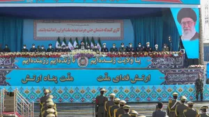 انسجام و همدلی ارتش و سپاه به عنوان دو بازوی توانمند فرمانده کل قوا و همکاری آنان در عرصه‌های مختلف مثال‌زدنی است