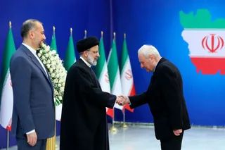 تصاویر تبریک سالروز پیروزی انقلاب اسلامی از سوی سفرا و رؤسای سازمان‌های خارجی مقیم تهران به رییس جمهور