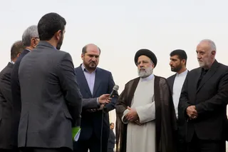 تصاویر ورود به شهرستان اسلام شهر و بازدید از بیمارستان در حال احداث
