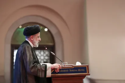 نشست صمیمی با نخبگان پاکستانی