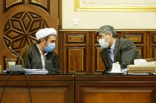 دادگستری ضمن همکاری با ستاد کرونا و اجرای مصوبات مربوط به دورکاری کارکنان اجازه ندهد کار مردم بر زمین بماند و در رسیدگی به پرونده‌ها وقفه به وجود آید