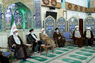 تصاویر دیدار با جمعی از علما و روحانیون