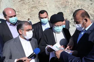 تصاویر بازدید رئیس جمهور از پروژه مسکن مهر پردیس