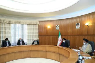 تصاویر جلسه آیت الله رئیسی با کمیته‌ای متشکل از روسای دستگاه‌های نظارتی و اطلاعاتی کشور