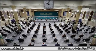 تصاویر دیدار جمعی از مسئولان نظام و میهمانان کنفرانس وحدت اسلامی