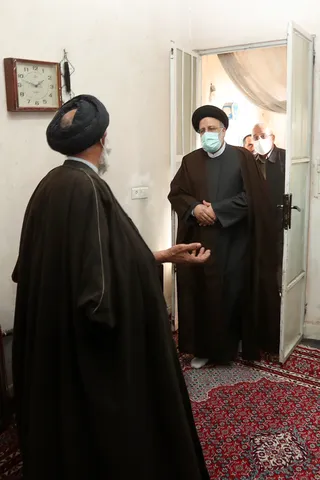تصاویرحضور در منزل شهید سیدمهدی حسینی از شهدای مدافع حرم