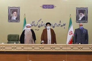راه اندازی بازارچه مرزی و استقرار گمرک در مناطق مرزی راهی برای قانونمند کردن صادرات و واردت در کرمانشاه است/ منظور ما از برخورد با قاچاق، مقابله با قاچاق سازمان یافته است نه برخورد با کوله بری؛ قاچاق سازمان یافته است که به اقتصاد کشور آسیب می‌رساند
