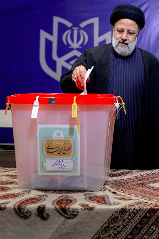مشارکت در انتخابات مجالس شورای اسلامی و خبرگان رهبری