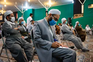 نشست صمیمانه رئیسی با هموطنان اهل تسنن