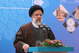 تصاویر دیدار رئیس جمهور با نخبگان ، علماء ، خانواده شهدا ، ایثارگران و جمعی از اقشار مختلف مردم