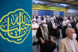 تصاویر حضور رئیس جمهور در دیدار مسئولان نظام و میهمانان کنفرانس وحدت اسلامى‌ با رهبر معظم انقلاب
