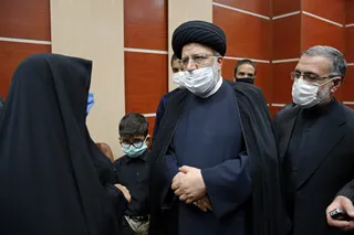 توجه دل‌های مردم به شهید سلیمانی، به سبب رشادت، شجاعت، ایستادگی، اطاعت‌پذیری از ولایت و ارزش‌های والای وجودی این شهید بود