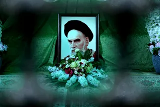 تصاویر تجدید میثاق آیت الله رئیسی و اعضای هیأت دولت با آرمان‌های امام راحل و شهدای انقلاب اسلامی