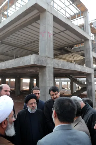 تصاویر بازدید رئیس جمهور از پروژه ۱۴۶۰ واحدی طرح نهضت ملی مسکن شهر پرند