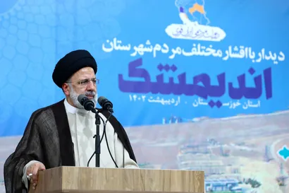 تصاویر سخنرانی در اجتماع پرشور مردم اندیمشک