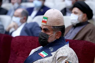 تصاویر دیدار رئیس جمهور با نخبگان ، علماء ، خانواده شهدا ، ایثارگران و جمعی از اقشار مختلف مردم