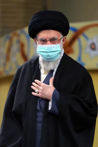 تصاویر دیدار مسئولان نظام و سفرای کشورهای اسلامی با رهبر معظم انقلاب