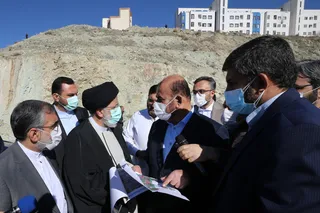 تصاویر بازدید رئیس جمهور از پروژه مسکن مهر پردیس