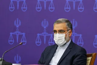 اصلاح ساختار بودجه و اصلاح نظام مالیات باید از مهمترین اولویت‌های کمیسیون برنامه و بودجه باشد/ کاهش هزینه‌های اجتناب‌پذیر دولت ضروری است