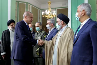 تصاویر مراسم استقبال رسمی آیت‌الله رئیسی از رئیس جمهور ترکیه