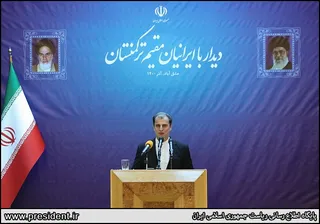 تصاویر دیدار ایرانیان مقیم ترکمنستان با رئیس جمهور