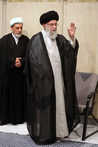 مراسم بزرگداشت رئیس جمهور شهید و همراهان در حسینیه امام خمینی (ره)