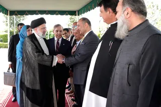 استقبال رسمی از سوی نخست وزیر پاکستان