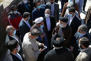 دستگاه قضایی وظیفه نظارت و قضاوت را به صورت خستگی ناپذیر تا حصول نتیجه بر عهده دارد/ عدالت اجتماعی و اقتصادی می‌تواند آسیب‌های اجتماعی را کاهش دهد