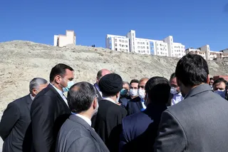 تصاویر بازدید رئیس جمهور از پروژه مسکن مهر پردیس