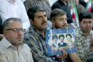 تصاویر سخنرانی در جمع اقشار مختلف مردم سقز