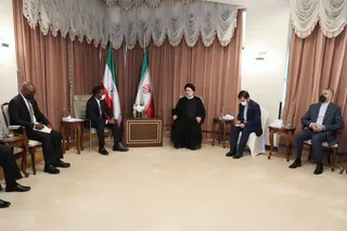 تصاویر رایزنی روسای جمهور ایران و گینه استوایی