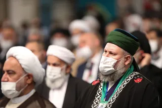 تصاویر حضور رئیس جمهور در دیدار مسئولان نظام و میهمانان کنفرانس وحدت اسلامى‌ با رهبر معظم انقلاب