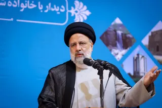 تصاویر دیدار با خانواده شهدا ، ایثارگران و نخبگان استان همدان