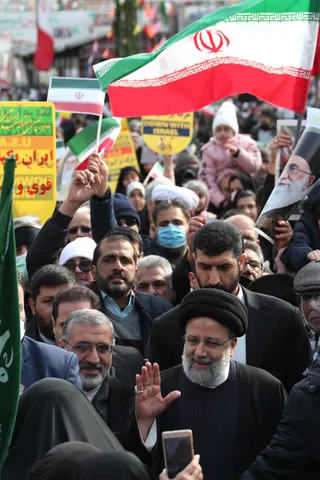 تصاویر حضور در راهپیمایی پرشکوه ۲۲ بهمن ۱۴۰۱