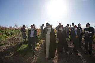 بازدید آیت الله رئیسی از مجموعه ۲ هزار هکتاری کشت و صنعت لرستان